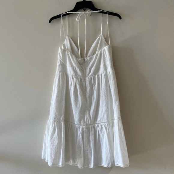 G B Fit and Flare White Halter Neck Cutout Twist Front Clip Dot Dress - Picture 5 of 7